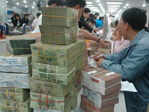 Giám đốc không chịu trả 300 triệu đồng do ngân hàng chuyển nhầm