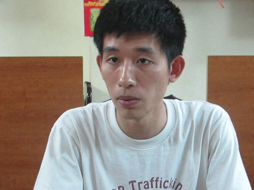 Triệu tập kẻ tung tin rạch đùi nữ sinh