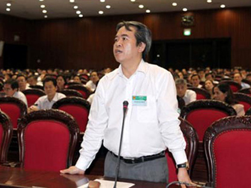 Thống đốc: Chênh lệch cao giữ giá vàng trong nước ổn định