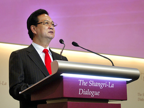 Thủ tướng tại Shangri-La: Xây dựng lòng tin để ngăn xung đột