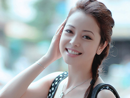 Sắp có em bé, Jennifer Phạm rút khỏi cuộc đua Đại sứ Du lịch