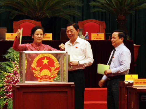 Chủ tịch Hà Nội Nguyễn Thế Thảo được 59/93 phiếu tín nhiệm cao