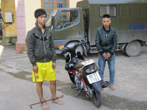 Đôi “quái xế” tuổi teen cướp 11 vụ trong 2 tháng