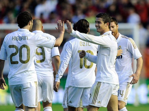 “Siêu tam tấu” giúp Real Madrid đạt cột mốc 100 bàn