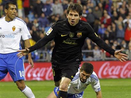 Messi lập kỷ lục 60 bàn/mùa