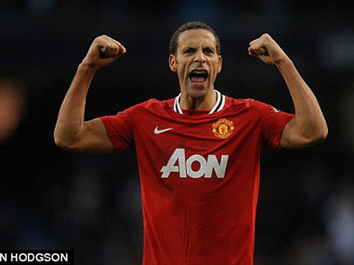 M.U “níu chân” Rio Ferdinand thêm 2 năm