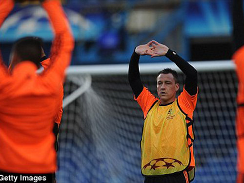 Terry “tái xuất” trận Chelsea tiếp Tottenham