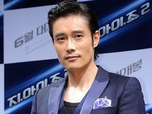 Lee Byung Hun “giải oan” vụ ép bạn gái phá thai