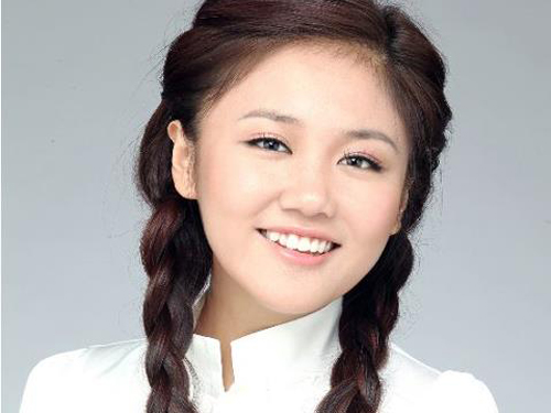 Văn Mai Hương đậu thủ khoa ĐH khối N