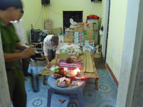 Bé 3 tuổi bị xe buýt tông tử vong