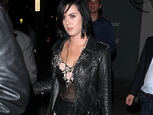 Katy Perry từ chối ngồi “ghế nóng” cát-sê 410 tỉ đồng