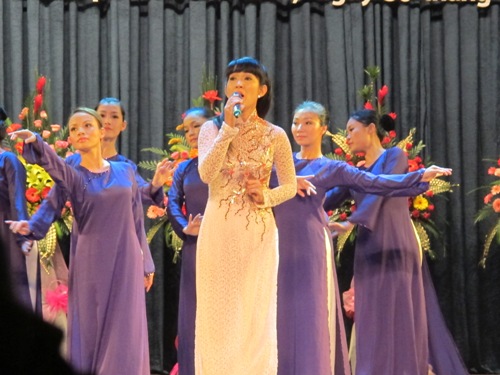 Nghệ sĩ TPHCM quây quần ôn kỷ niệm