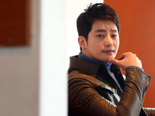 Thêm “nạn nhân” vụ Park Si Hoo bị tố cưỡng dâm