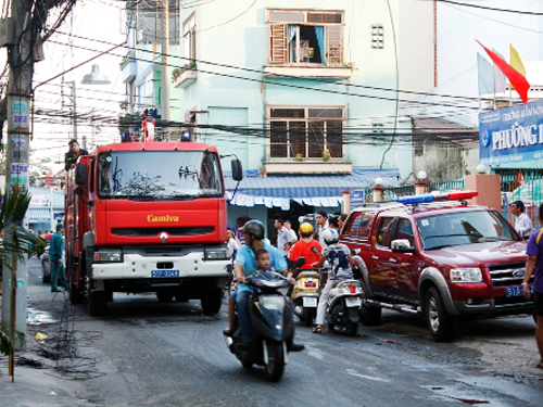 TPHCM: Cháy tiệm cắt tóc