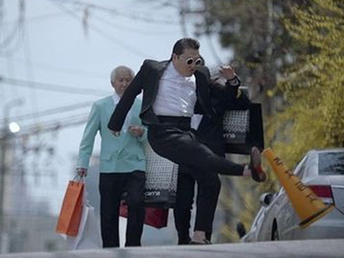 "Gentleman" của Psy bị cấm lên sóng đài KBS