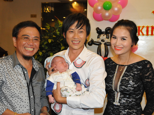 Hoài Linh nhận thêm con gái nuôi