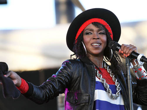 Ca sĩ Lauryn Hill “bóc lịch” 3 tháng vì trốn thuế