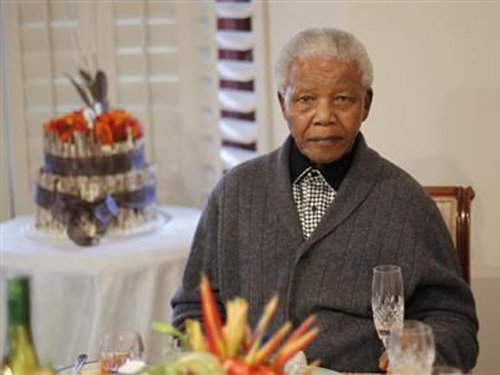 Dân Nam Phi cầu nguyện cho ông Nelson Mandela