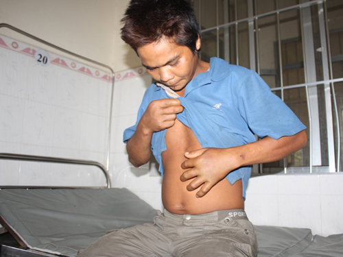 Công an xã bị tố đánh chết người