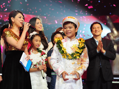 Quang Anh đăng quang "Giọng hát Việt nhí" 2013