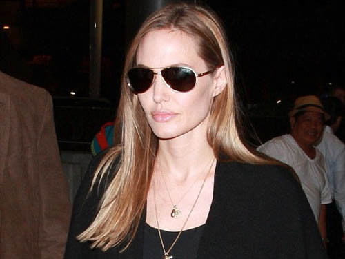 Angelina Jolie nhận tượng vàng Oscar danh dự