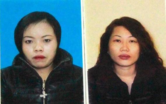 Dừng đèn đỏ, được cô gái làm quen rồi gạ tình