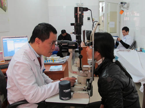 Bỗng dưng rơi nước mắt