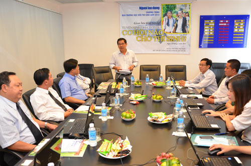 Giao lưu trực tuyến “Cơ hội thi đậu ĐH-CĐ 2013”