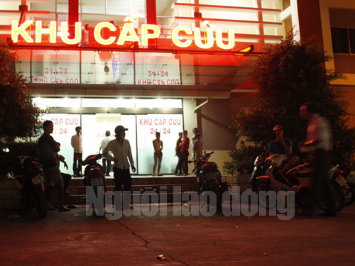 Đâm chết người yêu trước phòng cấp cứu