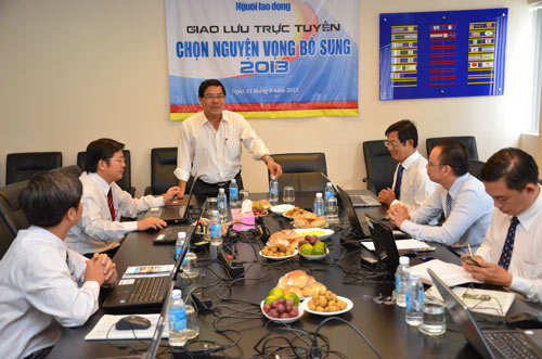 Giao lưu trực tuyến “Chọn nguyện vọng bổ sung 2013”