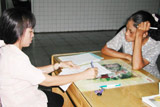 Thu gom một “gia đình ăn mày” đày đọa con cháu