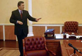 Thủ tướng Ukraine Viktor Yanukovich: Không chấp nhận việc Mỹ can thiệp vào Ukraine