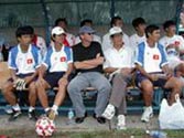 Gian lận khi nhập tịch cầu thủ - Bài học đắt giá - Ảnh 4.
