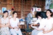 Quảng Nam: Giáo viên miền núi bị nợ lương, thiếu chỗ ở!