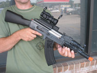 AK-47 vẫn là số 1 thế giới!
