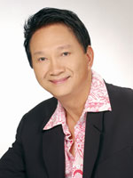 Ca sĩ Duy Quang ra riêng