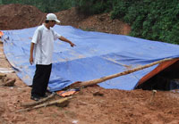 Tuồn rác thải y tế lên... bãi Khánh Sơn !
