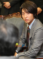 Lee Jun-ki tặng tiền cát sê quảng cáo làm từ thiện