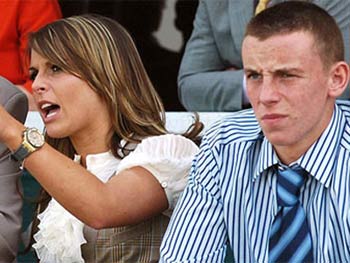 Em vợ Rooney bị bắt vì dính đến vụ Gerrard