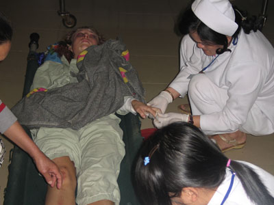 Xe khách lao xuống vực ở Lâm Đồng: ít nhất có 11 người chết
