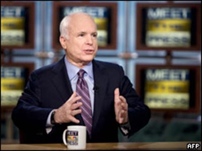 Ông McCain đòi không kích Syria