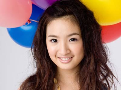 Lâm Y Thần - Nữ hoàng dòng phim thần tượng