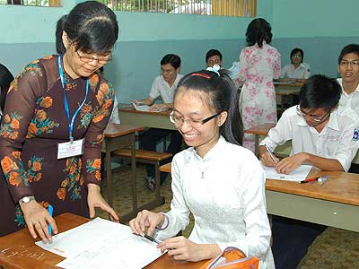 Không chấm điểm câu in sai trong đề thi Lý tại Qui Nhơn