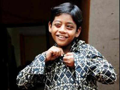 Sao nhí của Slumdog Millionaire đến nhà mới