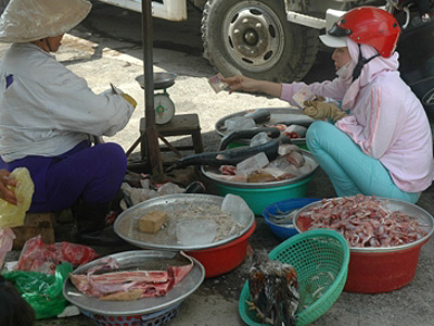 Không quản nổi chất lượng thực phẩm