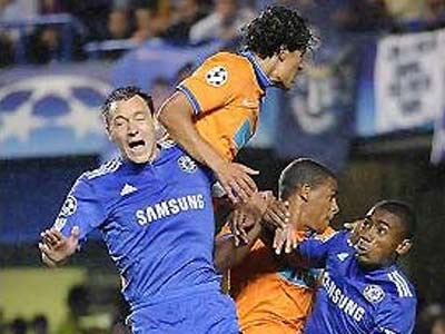 John Terry bất tỉnh trong trận gặp Porto