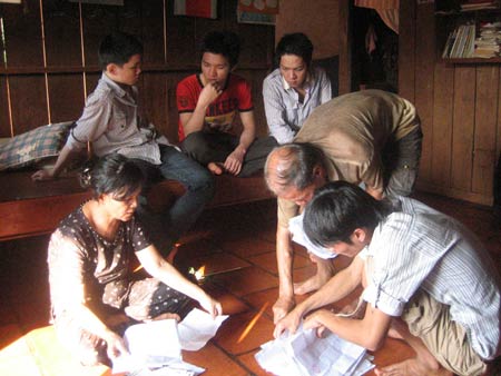 Giam nhiều người chỉ dựa vào... lời khai