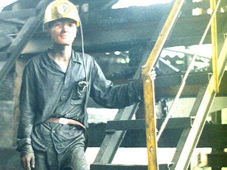 Thách thức pháp luật và công luận