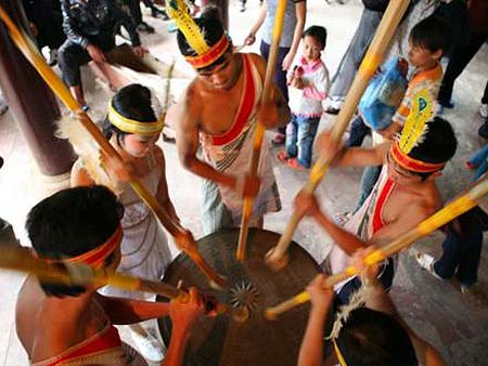 Trình UNESCO hồ sơ Tín ngưỡng thờ Vua Hùng