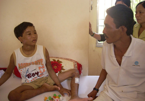 Hào Anh không nhìn mặt cha